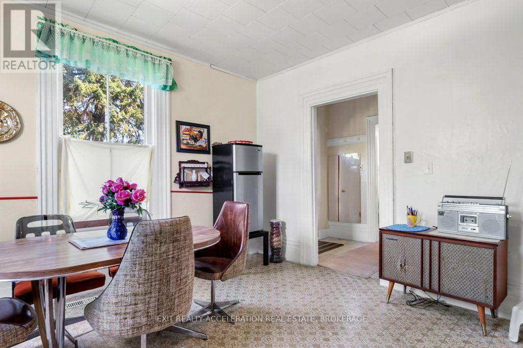 38 FITCHETT ROAD - 15