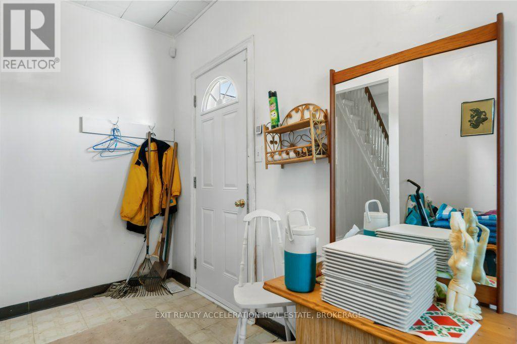 38 FITCHETT ROAD - 23