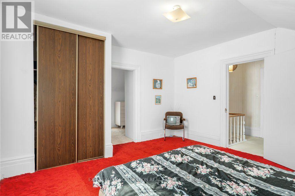 38 FITCHETT ROAD - 30