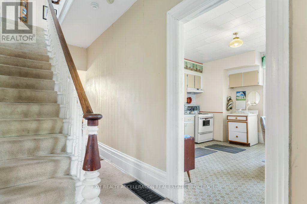 38 FITCHETT ROAD - 7