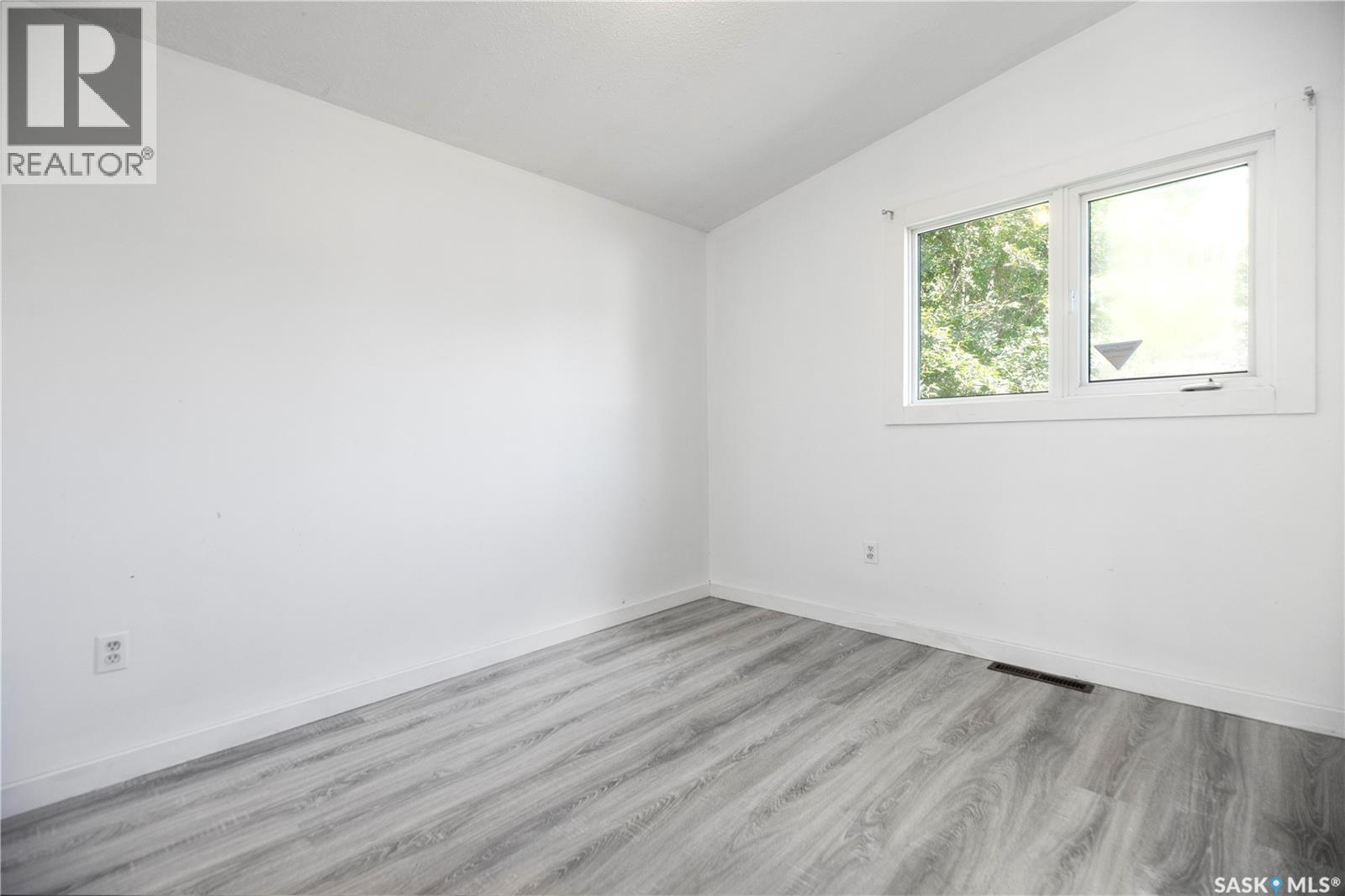 1450 15th STREET W - 13