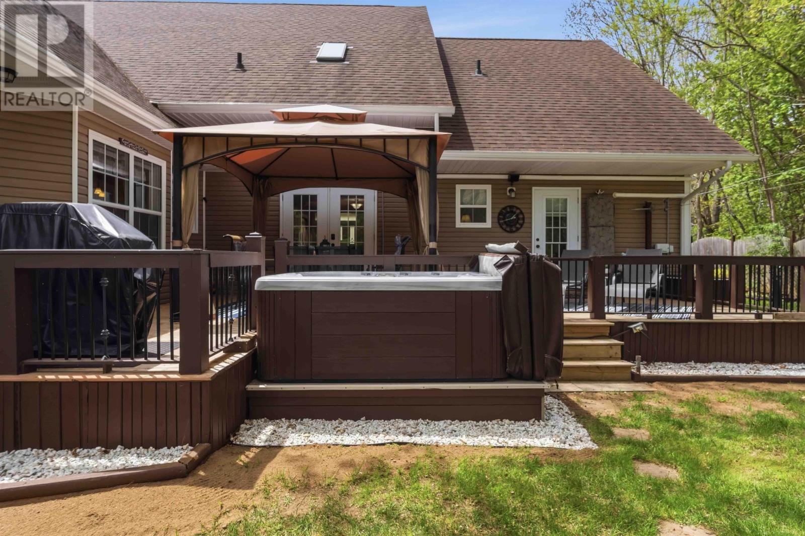 1460 Bridge Street - 42