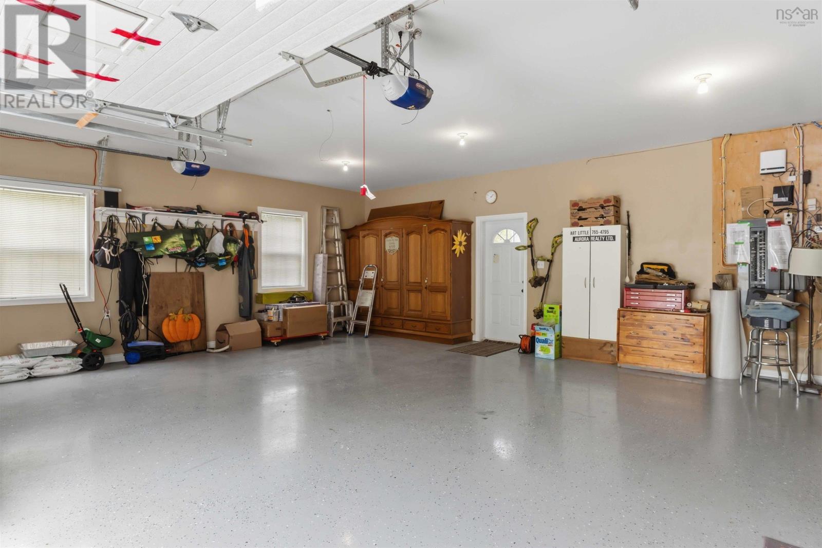 1460 Bridge Street - 48