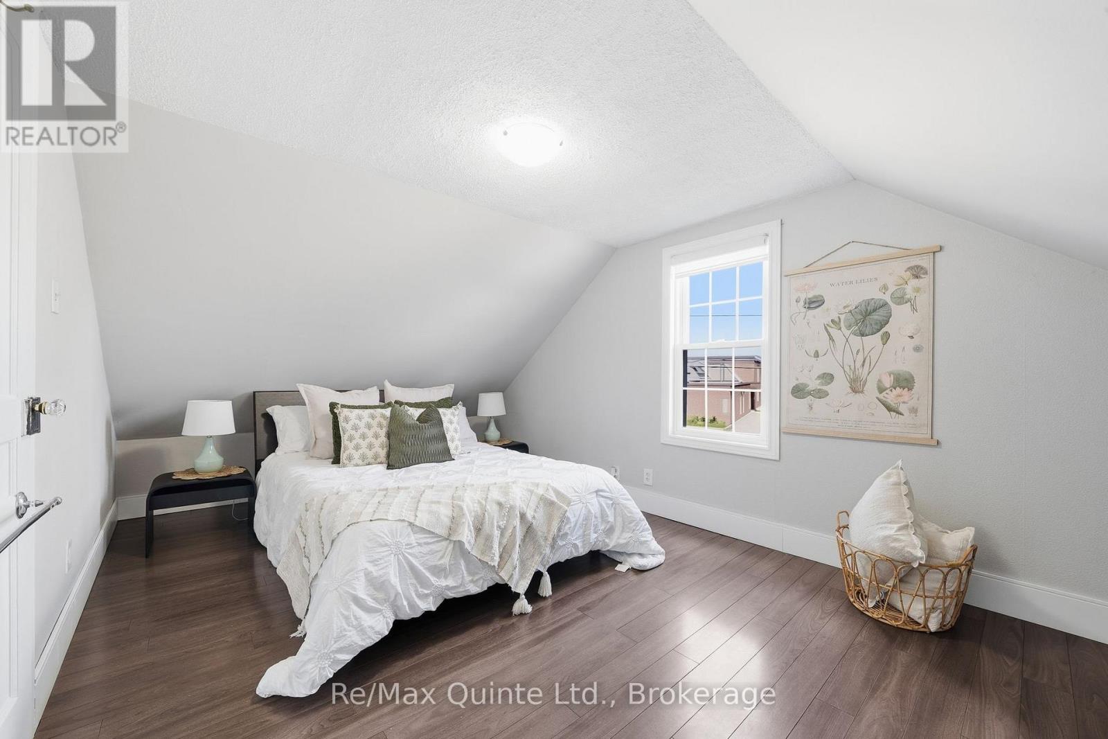 84 CAMPBELL STREET - 24