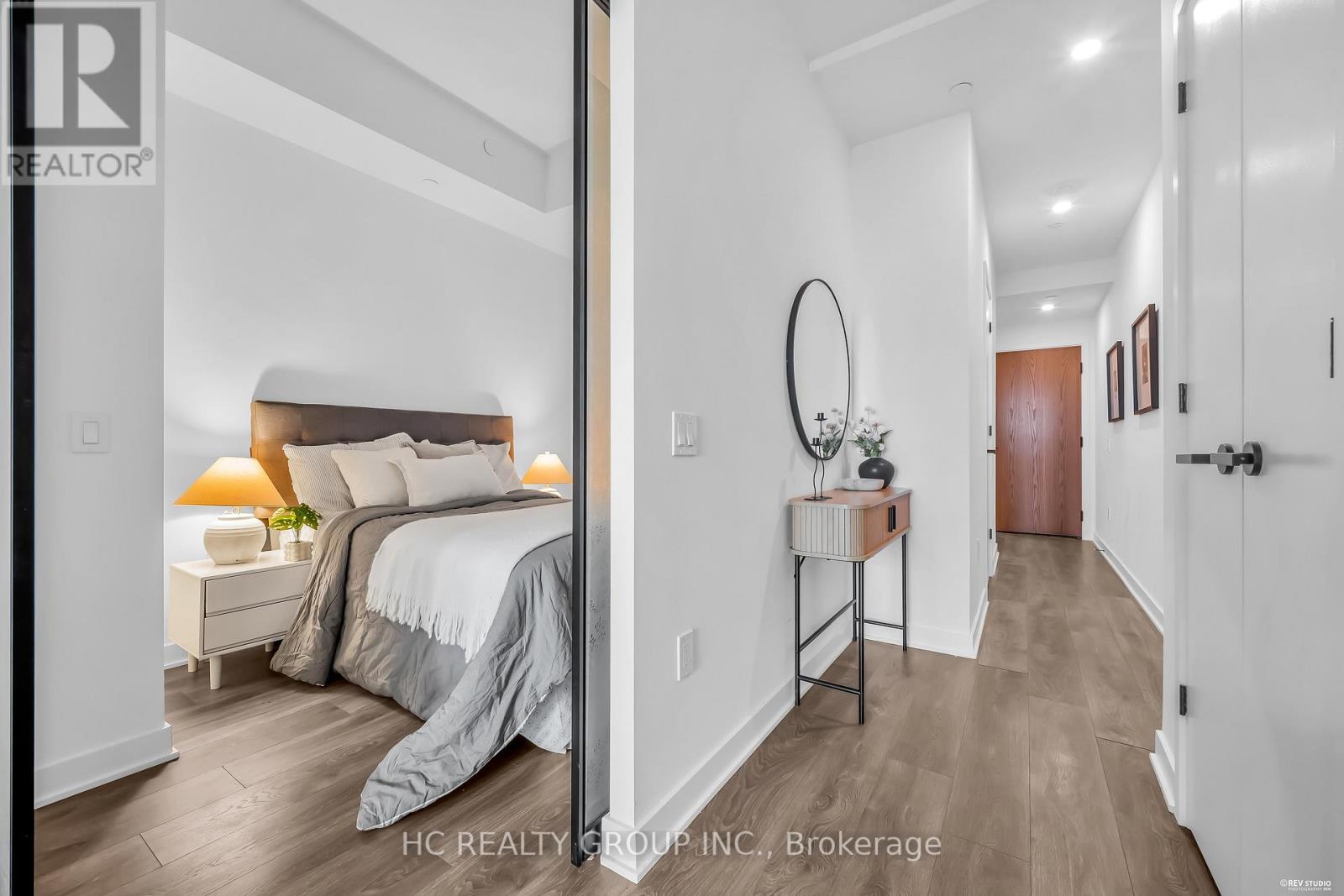 #1805 55 CHARLES STREET E - 22