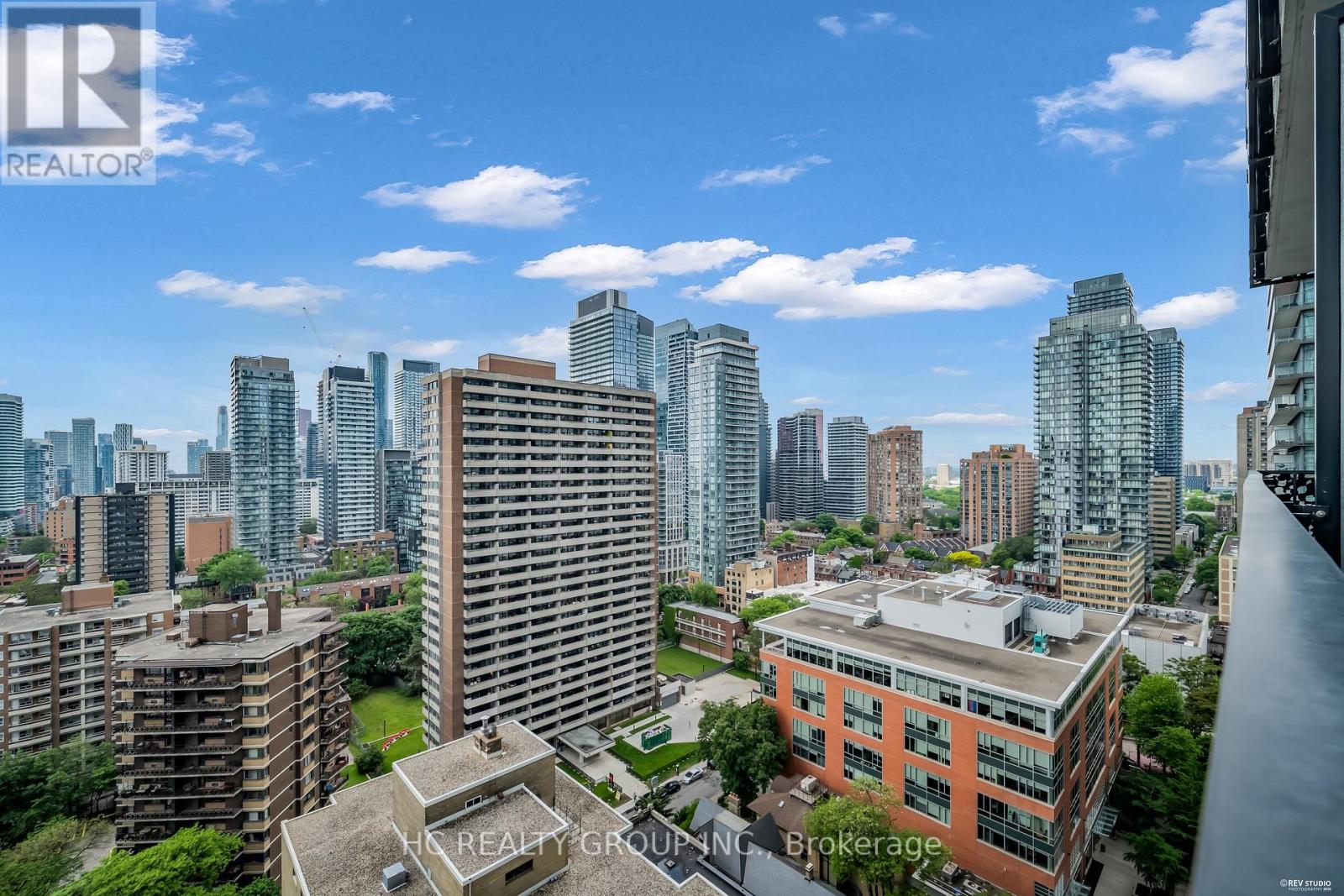 #1805 55 CHARLES STREET E - 26