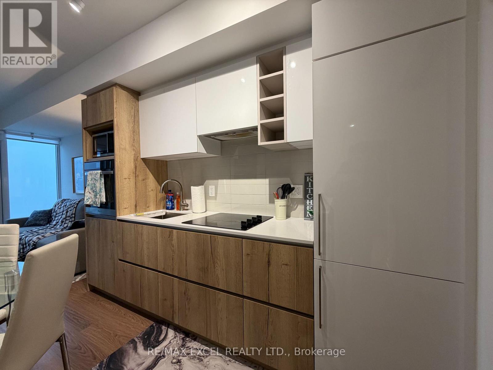 #4808 319 JARVIS STREET - 3