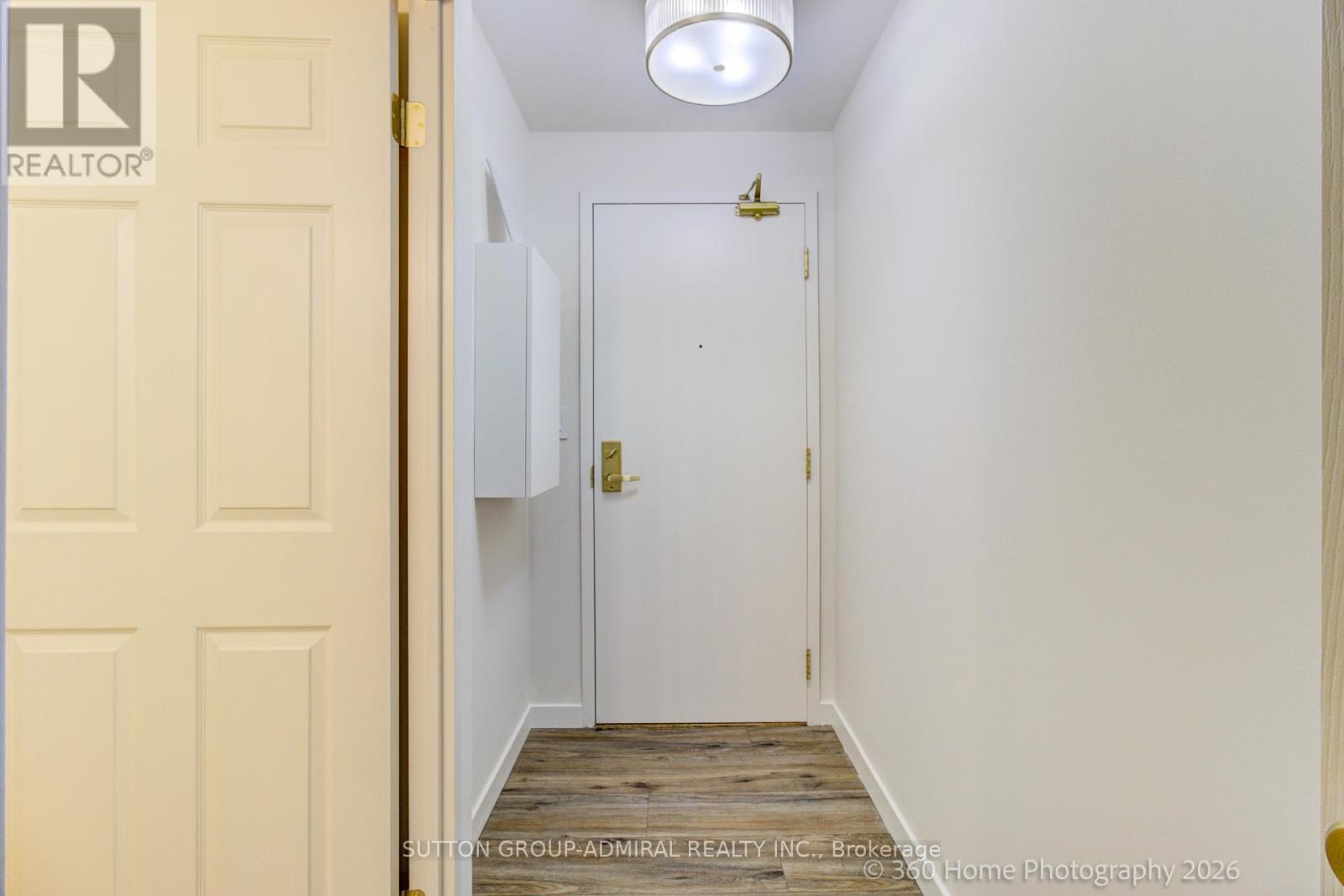 #501 43 EGLINTON AVENUE E - 20