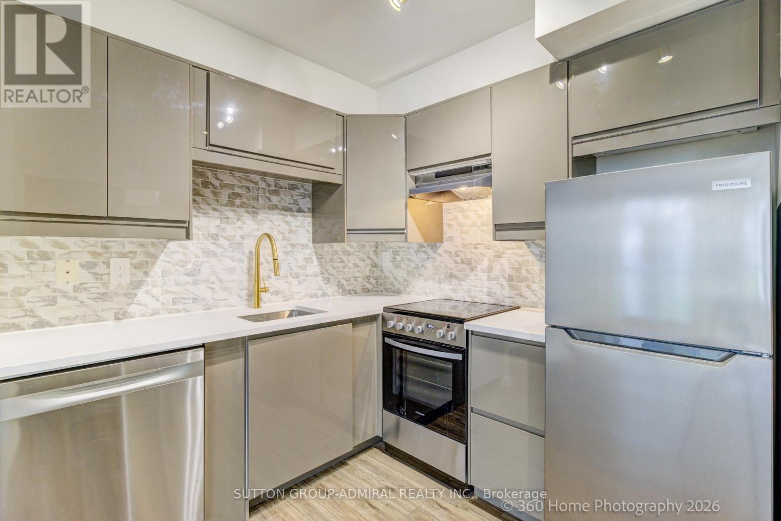 #501 43 EGLINTON AVENUE E - 5