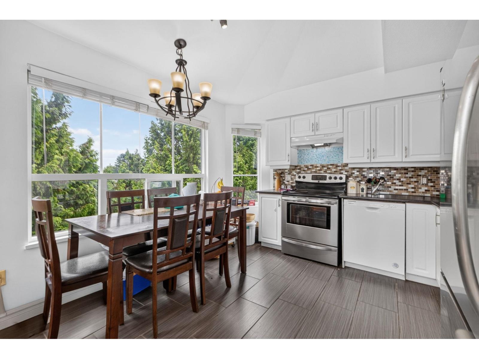 2 Bed, 2 Bath Apartment for Sale in Surrey – 303 12769 72 AVENUE, Surrey – MLS# R3144111 - Image 12