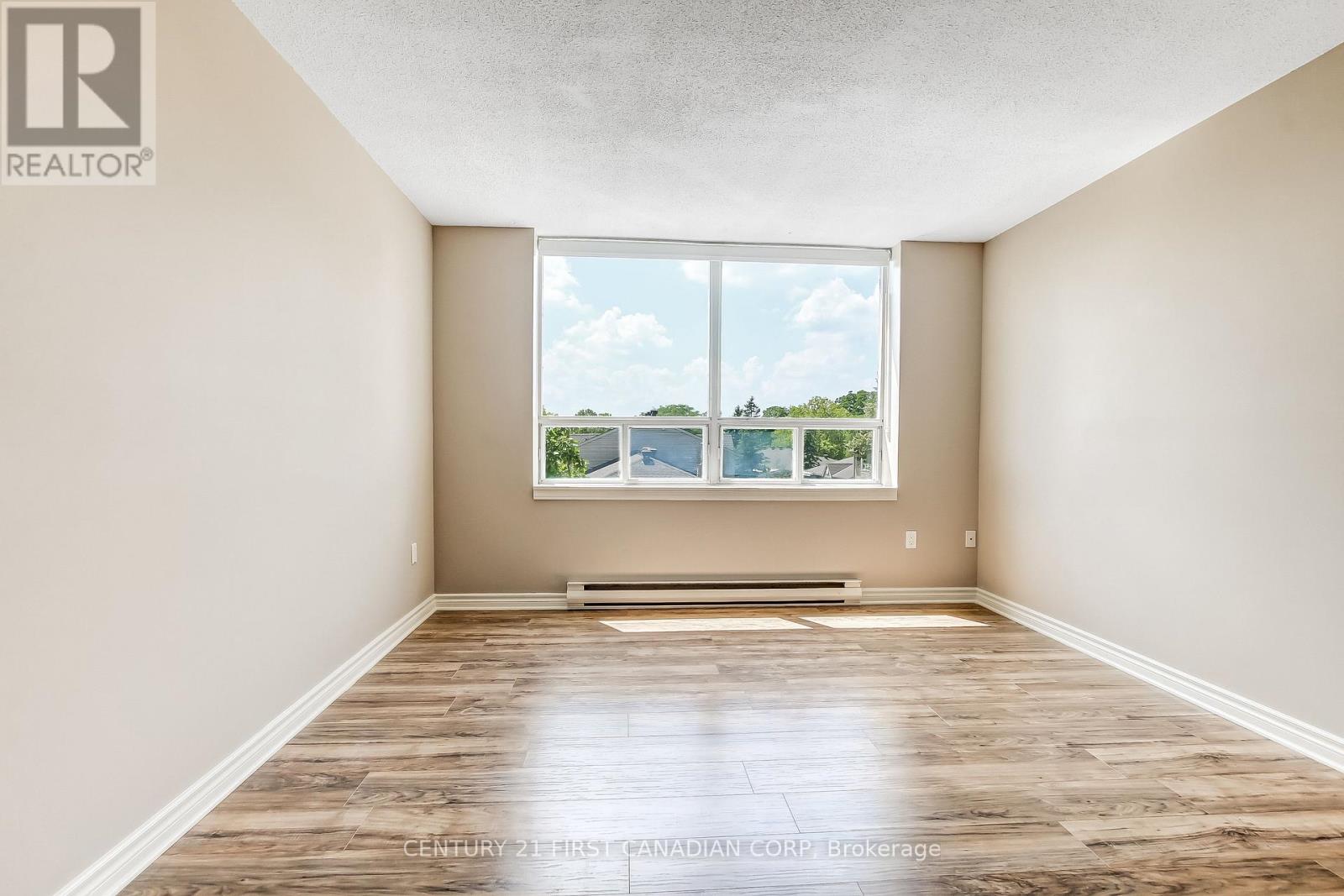 #315 1510 RICHMOND STREET - 20