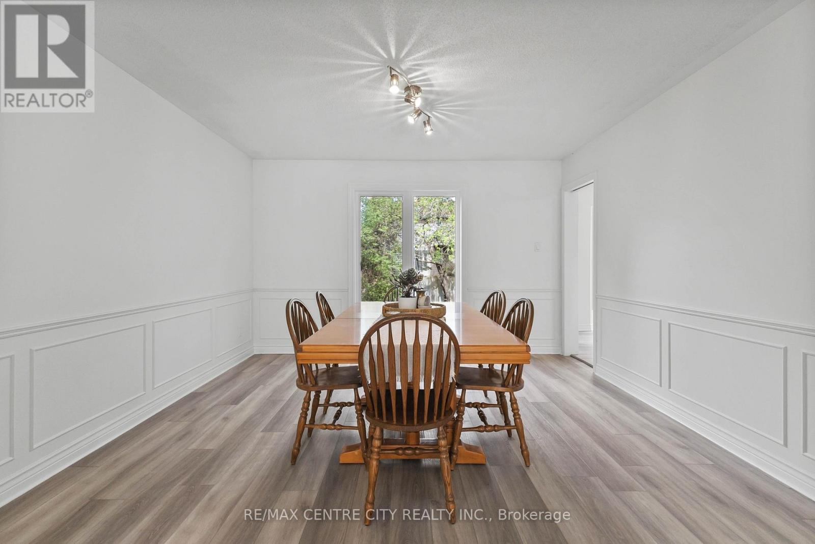 83 BRACEBRIDGE COURT - 11