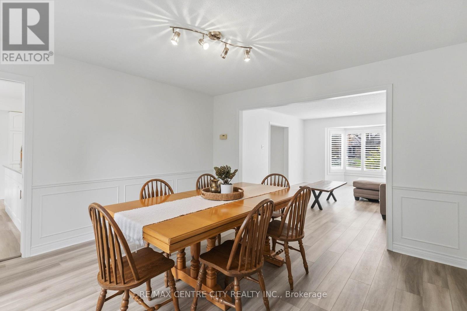 83 BRACEBRIDGE COURT - 12