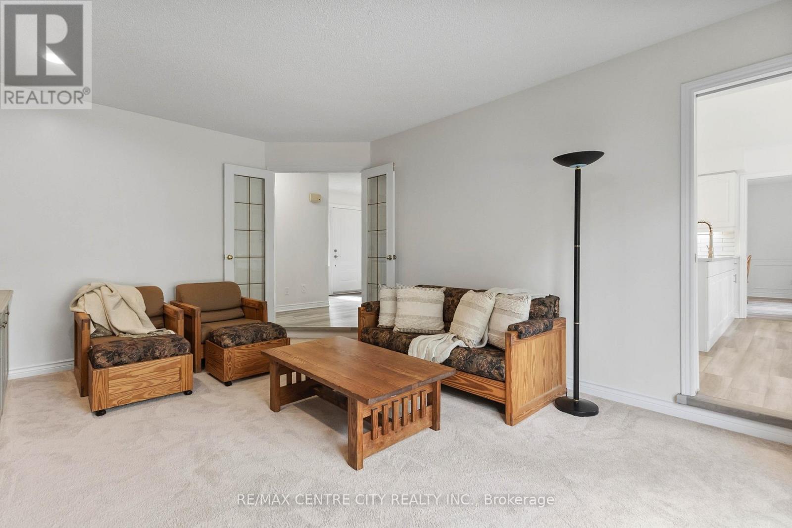 83 BRACEBRIDGE COURT - 13