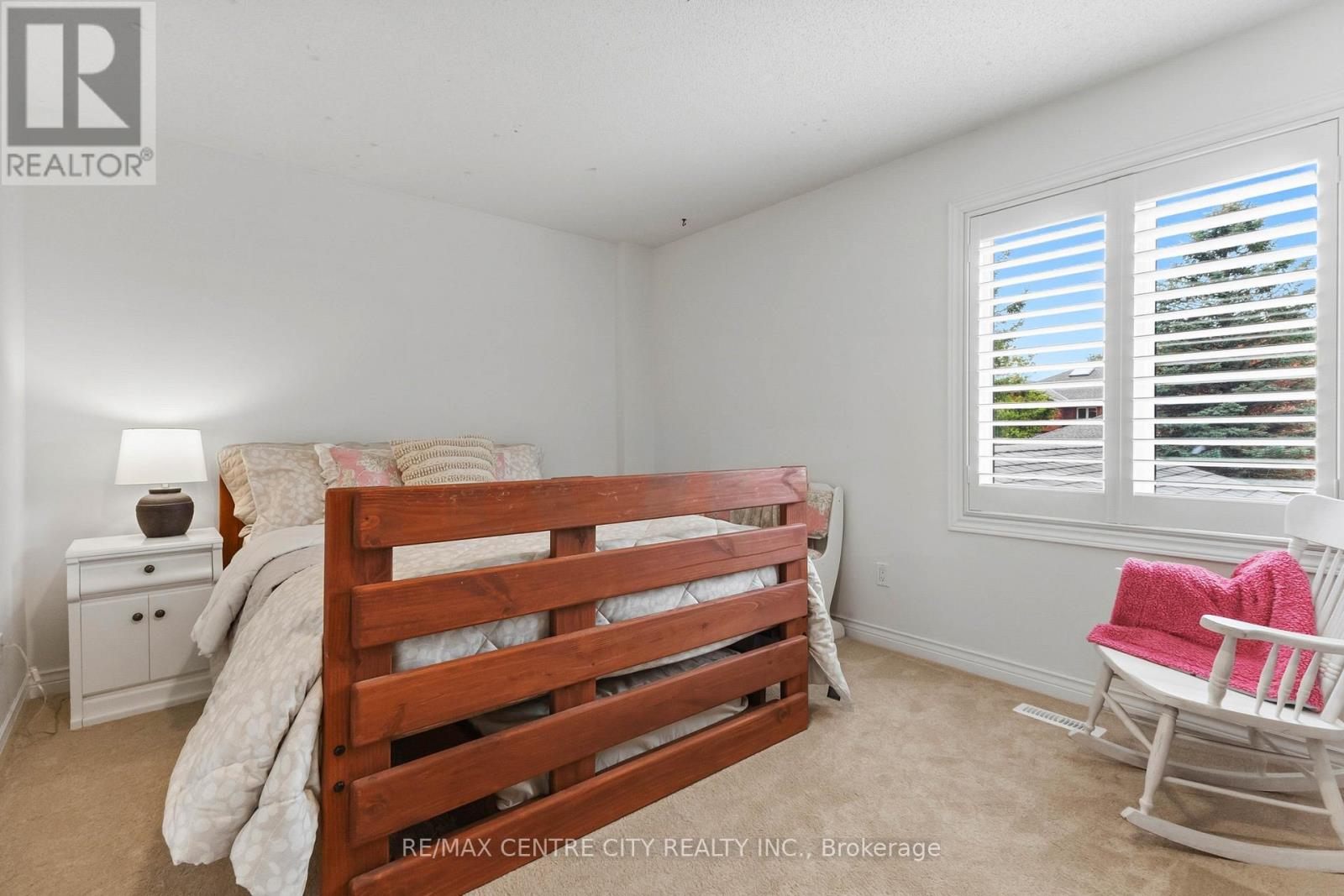 83 BRACEBRIDGE COURT - 28