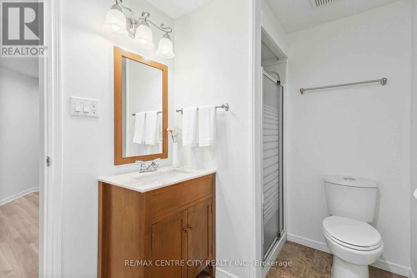 83 BRACEBRIDGE COURT - 41
