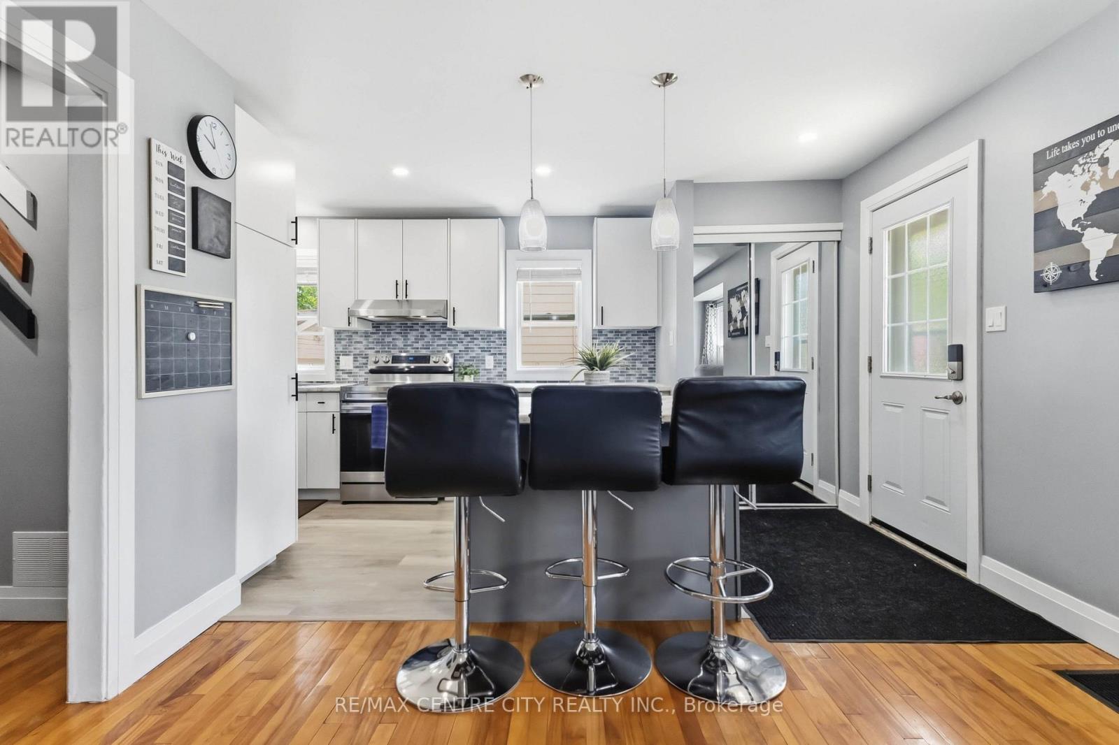 414 FLANDERS ROW - Image 14