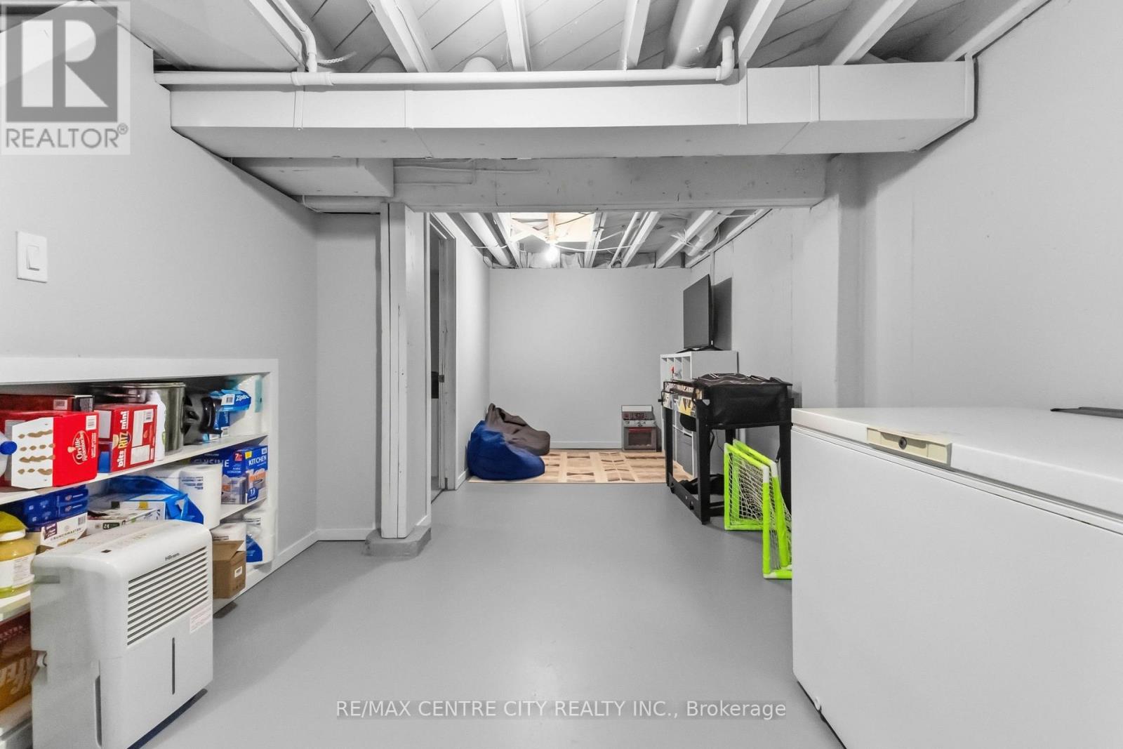 414 FLANDERS ROW - Image 31