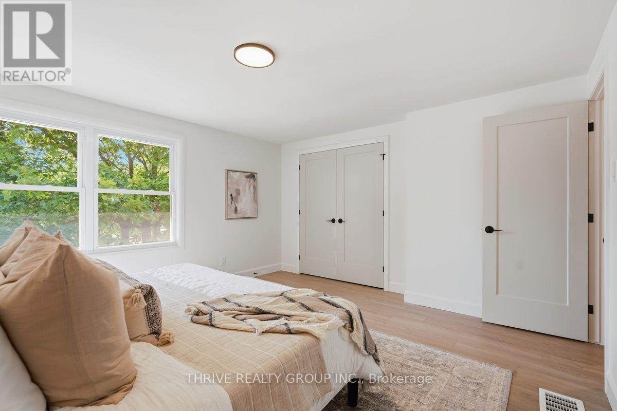 #96 51 SHOLTO DRIVE - 20