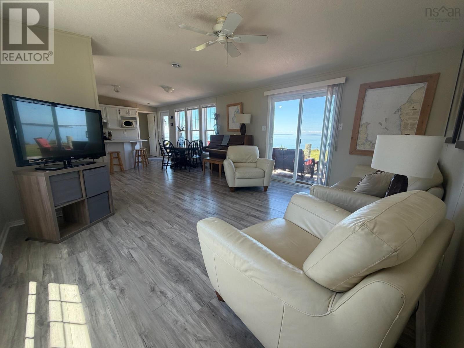 444 Shore Road - 25
