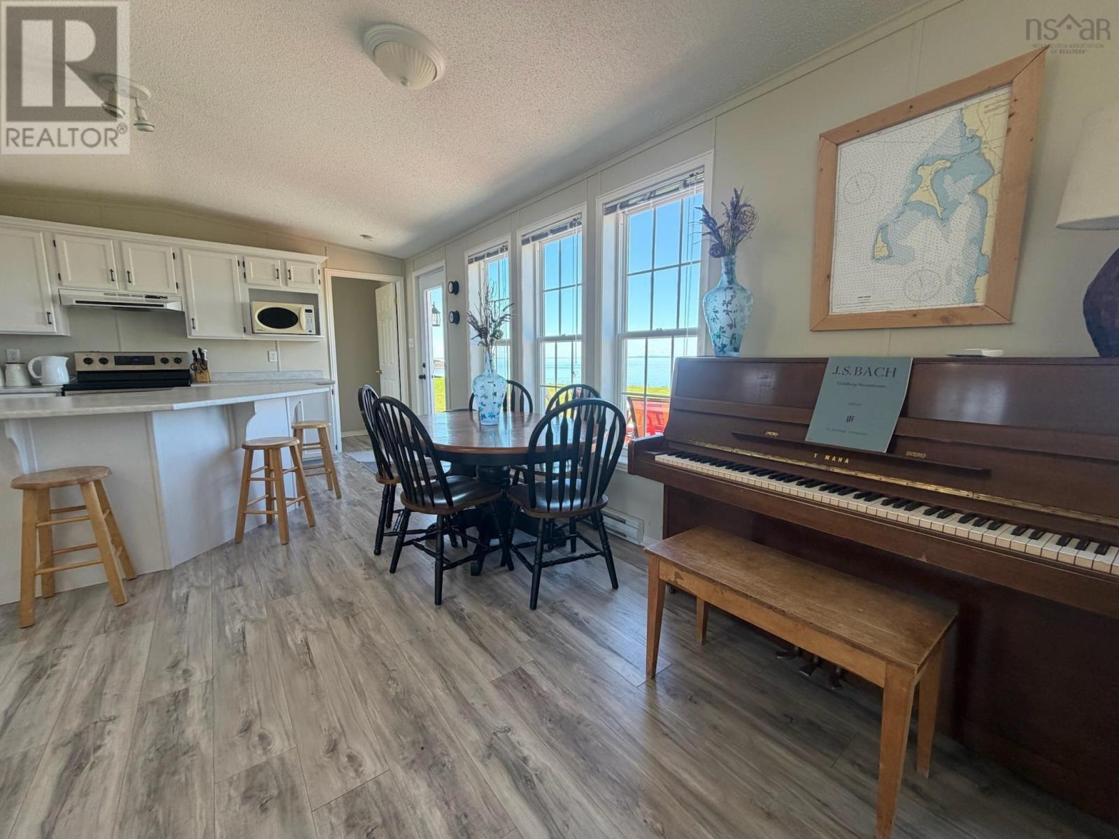 444 Shore Road - 32