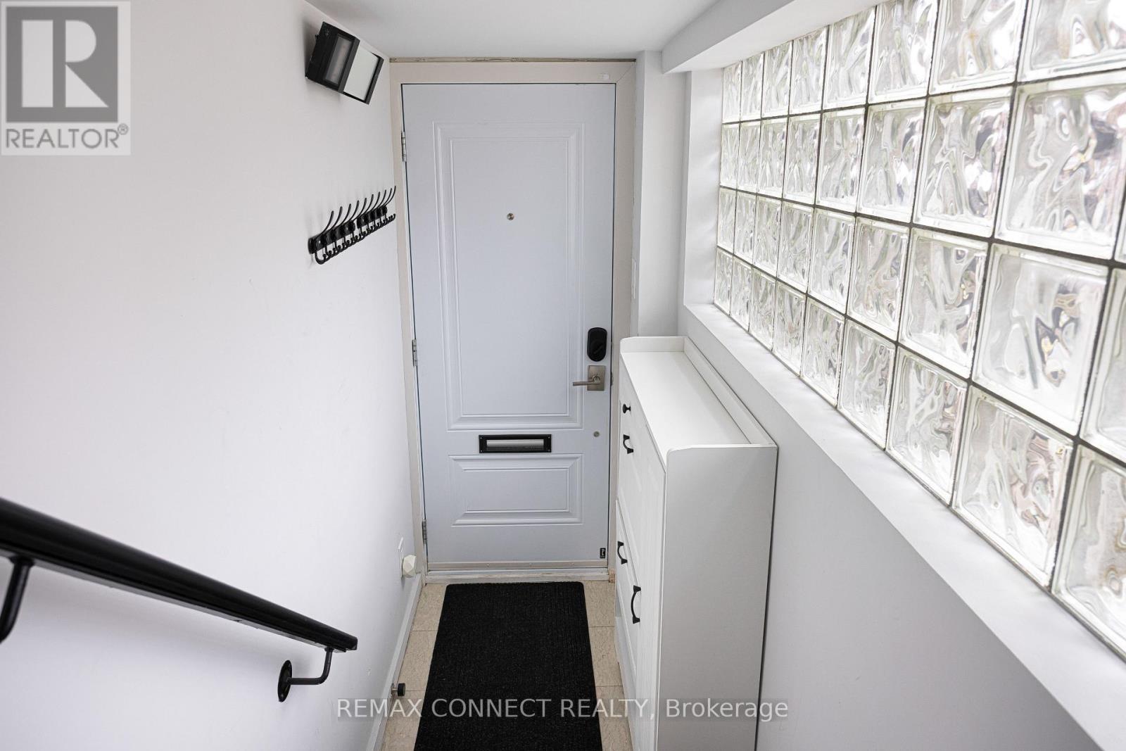 #4 517 KINGSTON ROAD - 31
