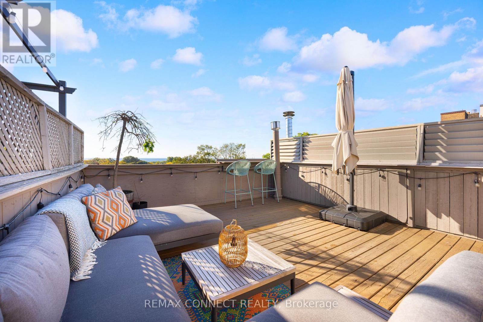 #4 517 KINGSTON ROAD - 34