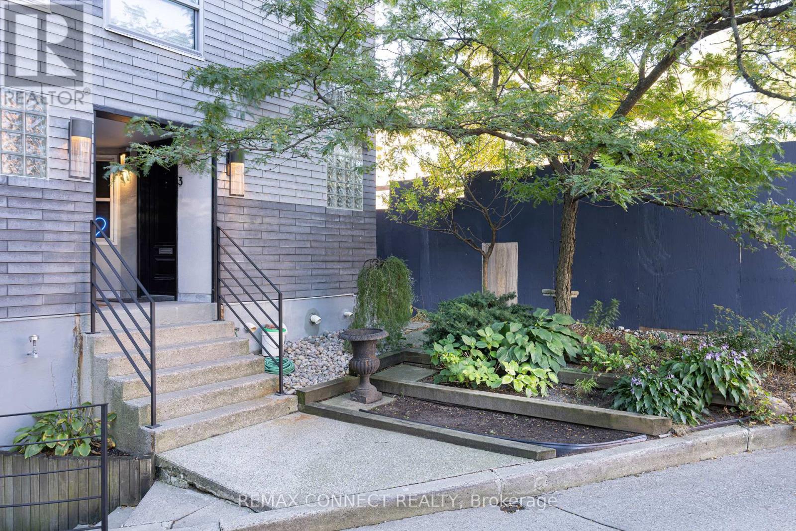 #4 517 KINGSTON ROAD - 40
