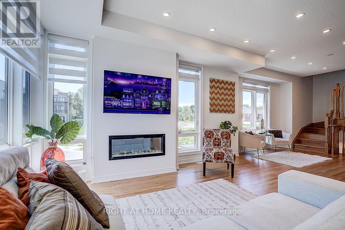 502 LITTLEWOOD LANE - 19