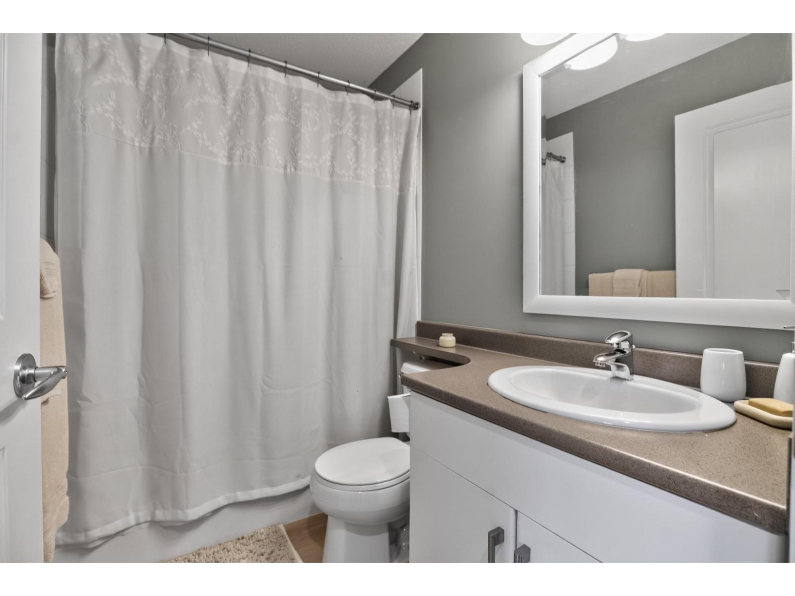 83 19551 66 AVENUE, Surrey