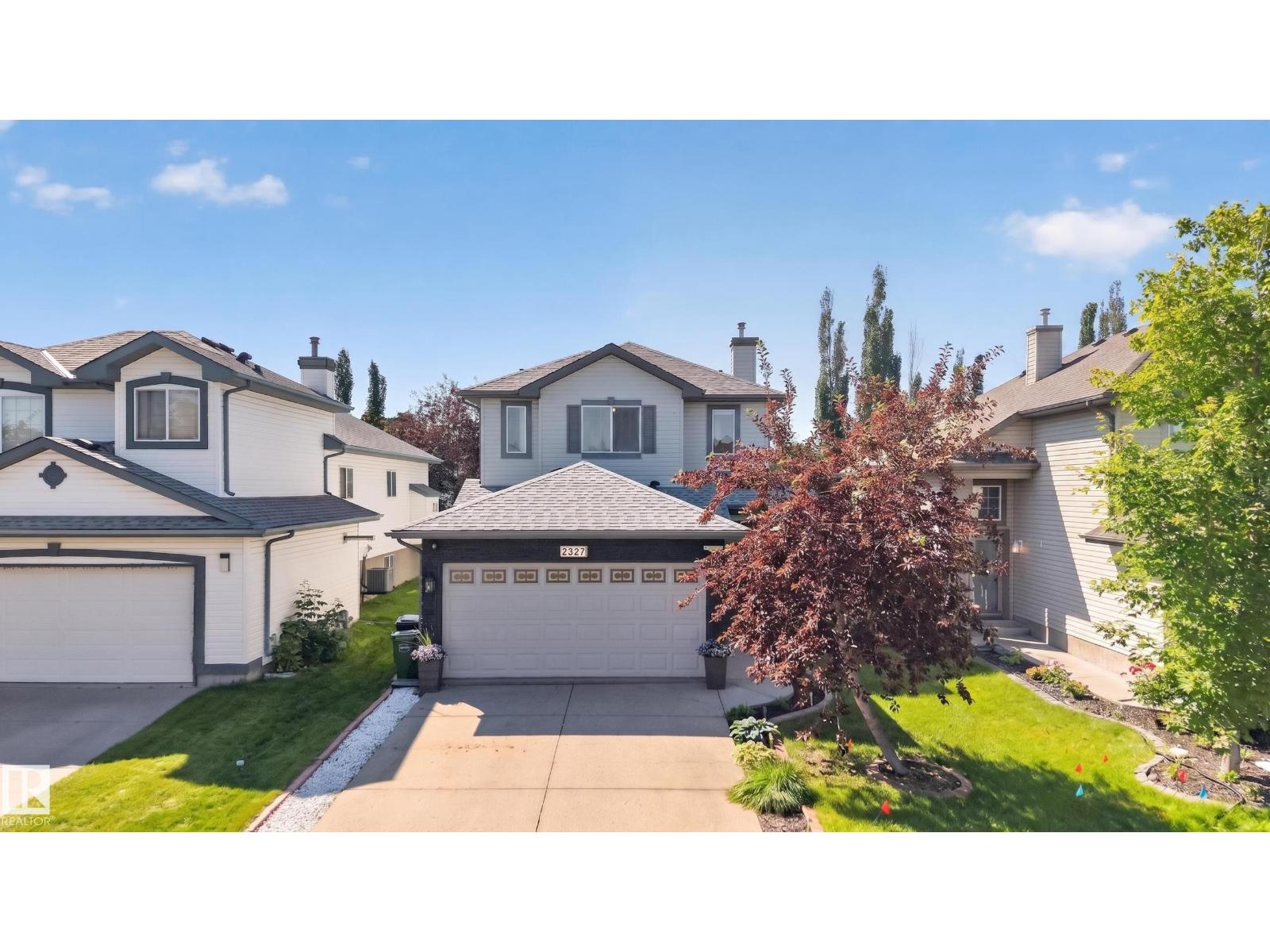 2327 37B AV NW - 1