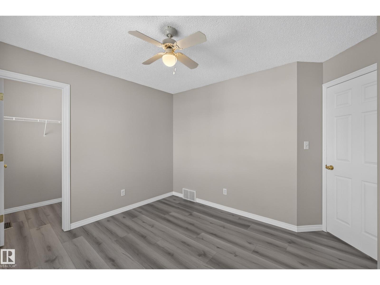 2327 37B AV NW - 35