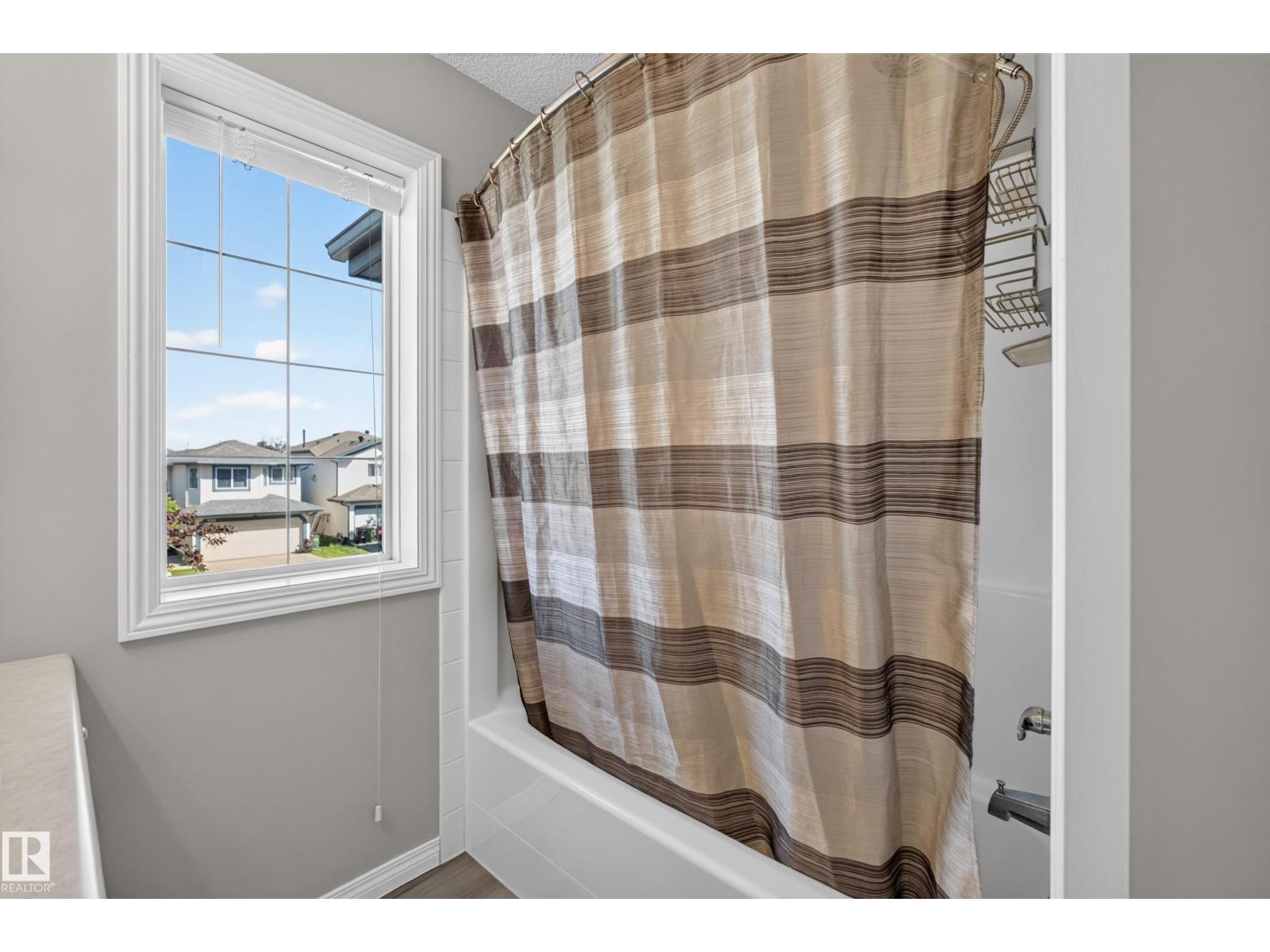 2327 37B AV NW - 43