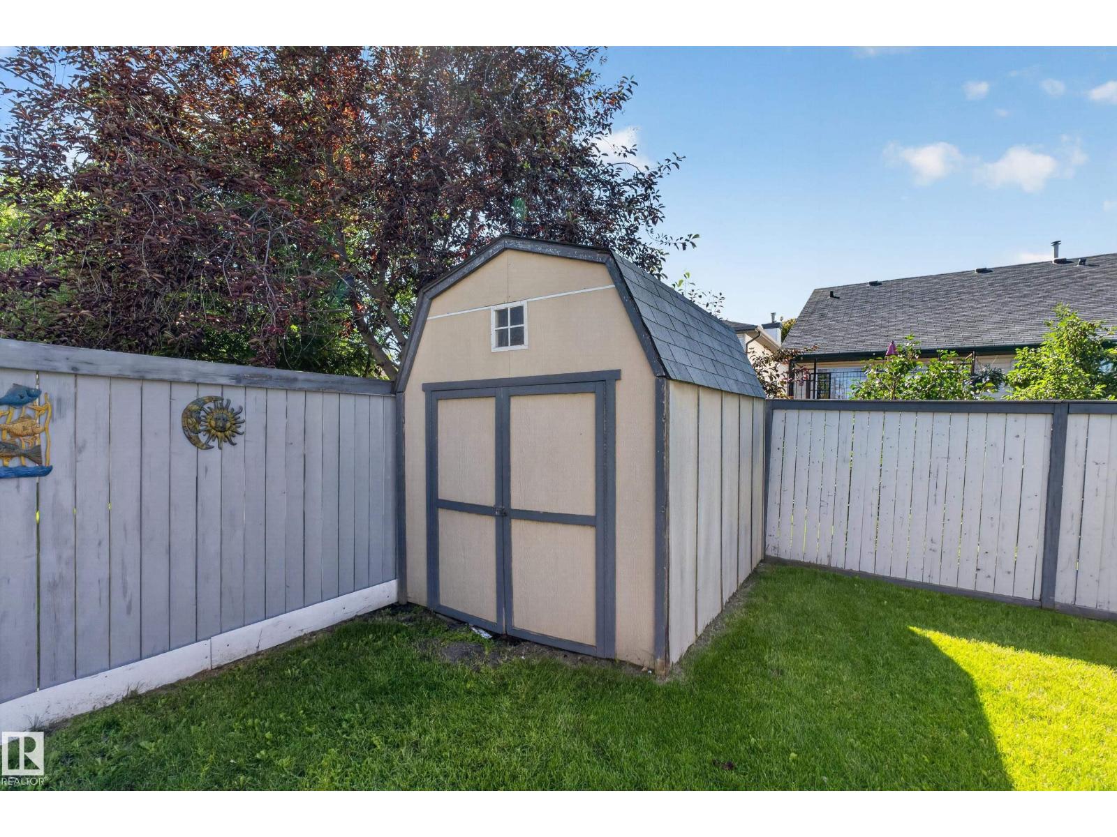 2327 37B AV NW - 55