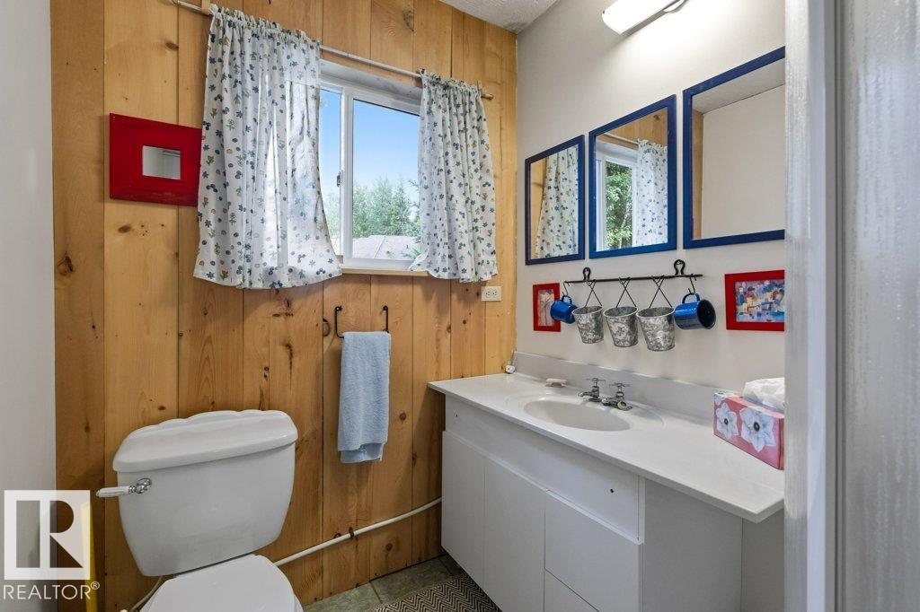 8316 HWY 16A - 42