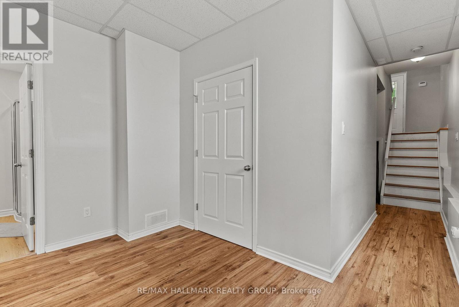 70 WHALINGS CIRCLE - 20