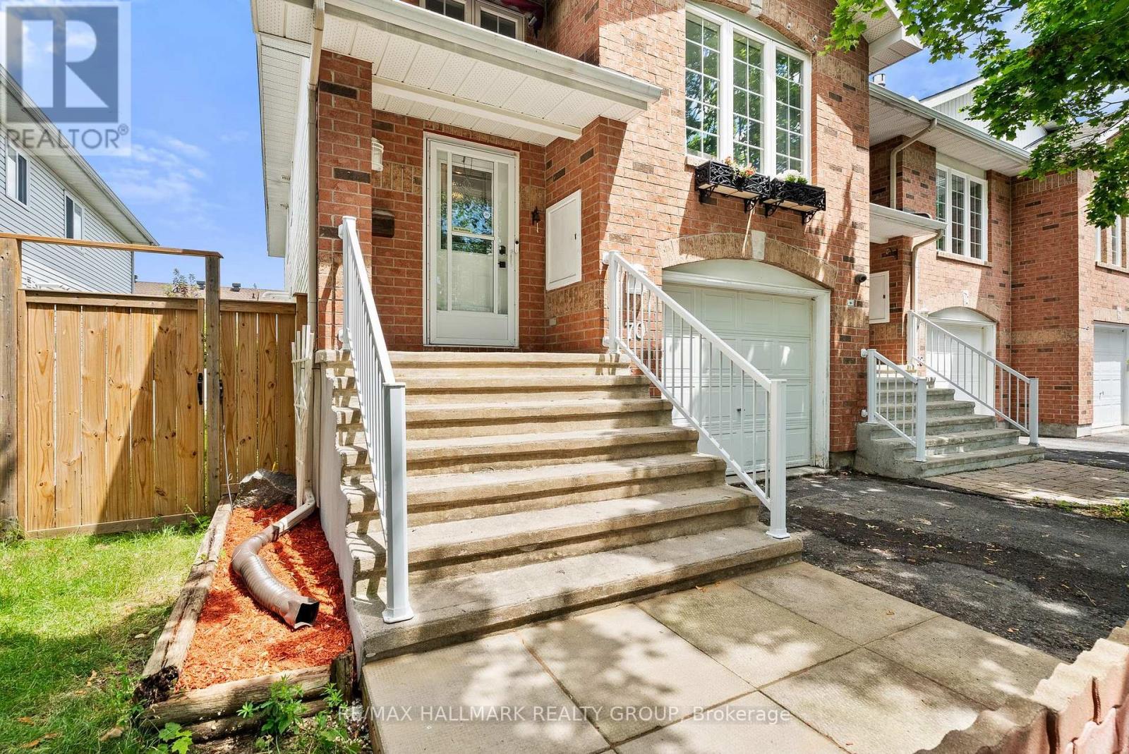 70 WHALINGS CIRCLE - 3