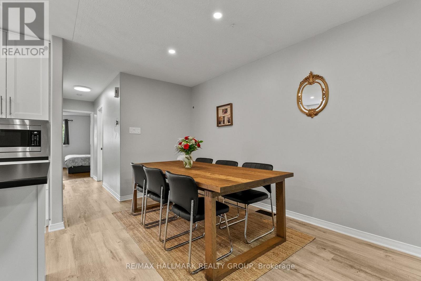 70 WHALINGS CIRCLE - 6