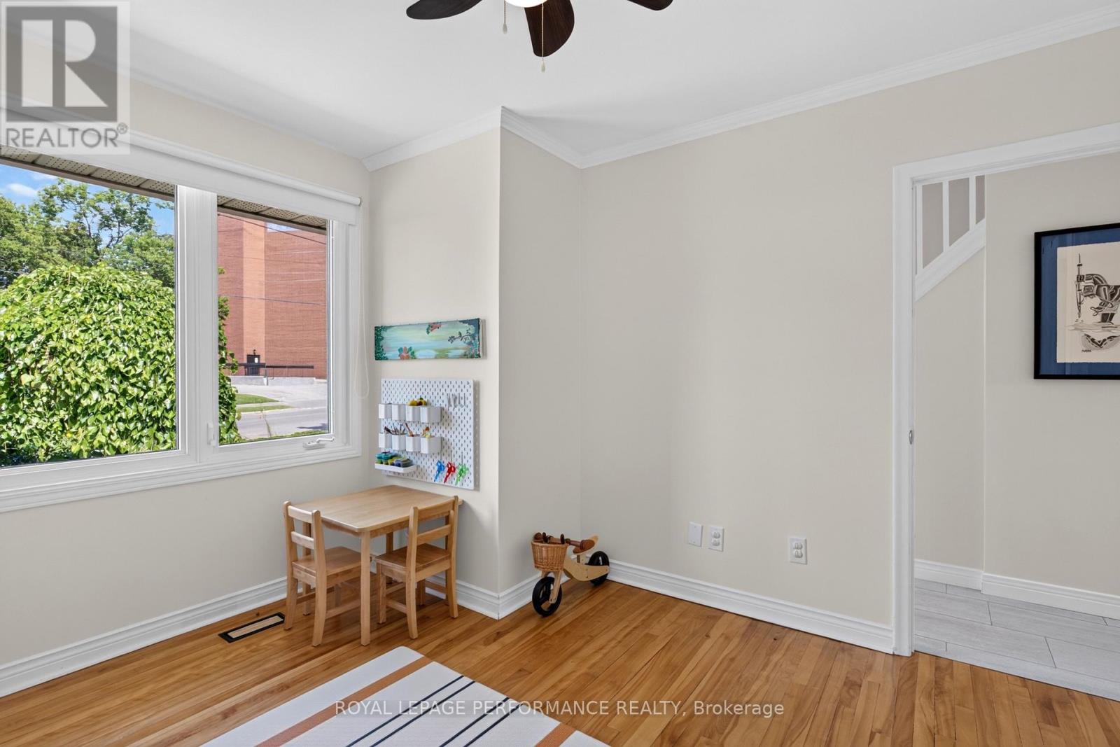 1808 Russell Road