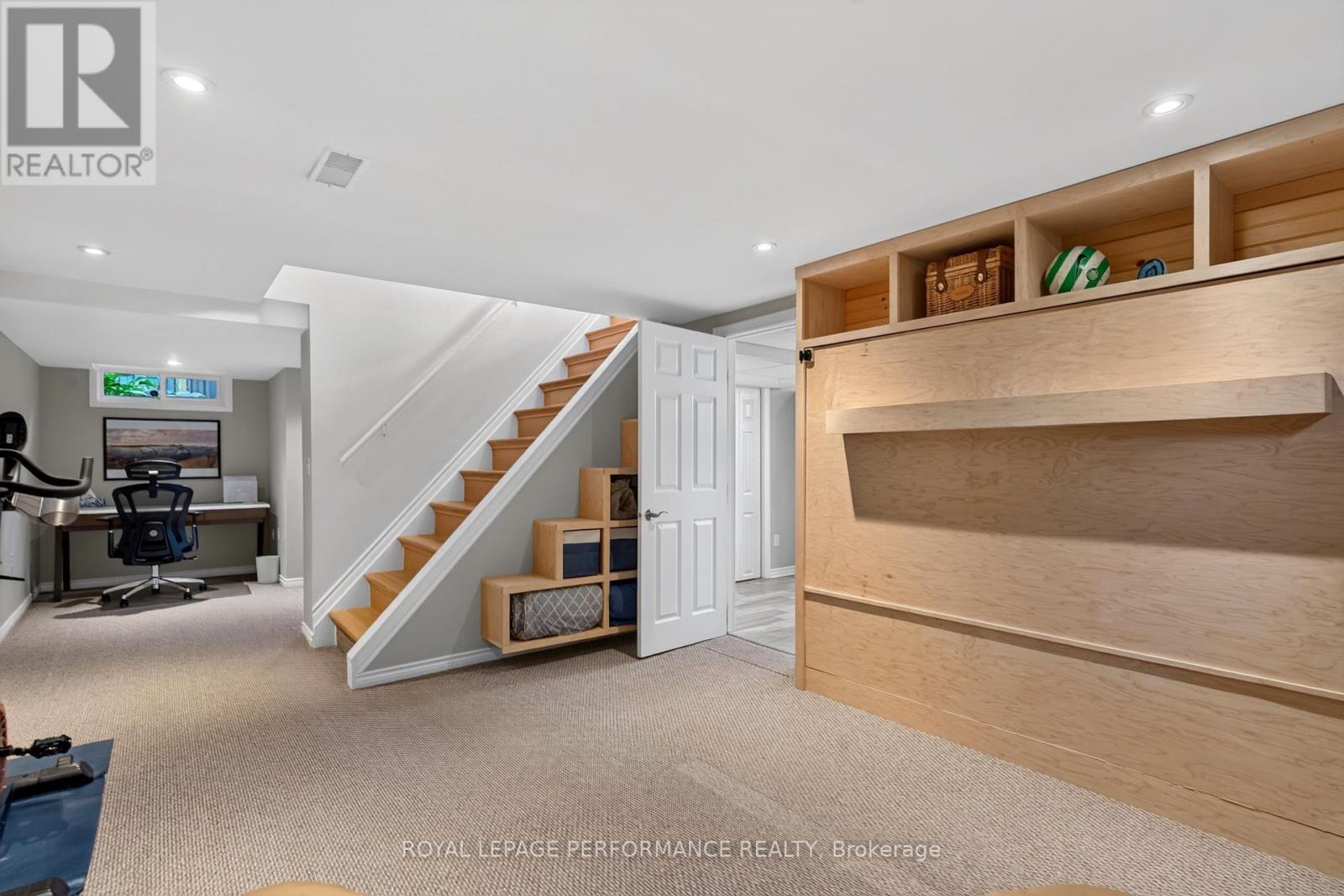 1808 Russell Road