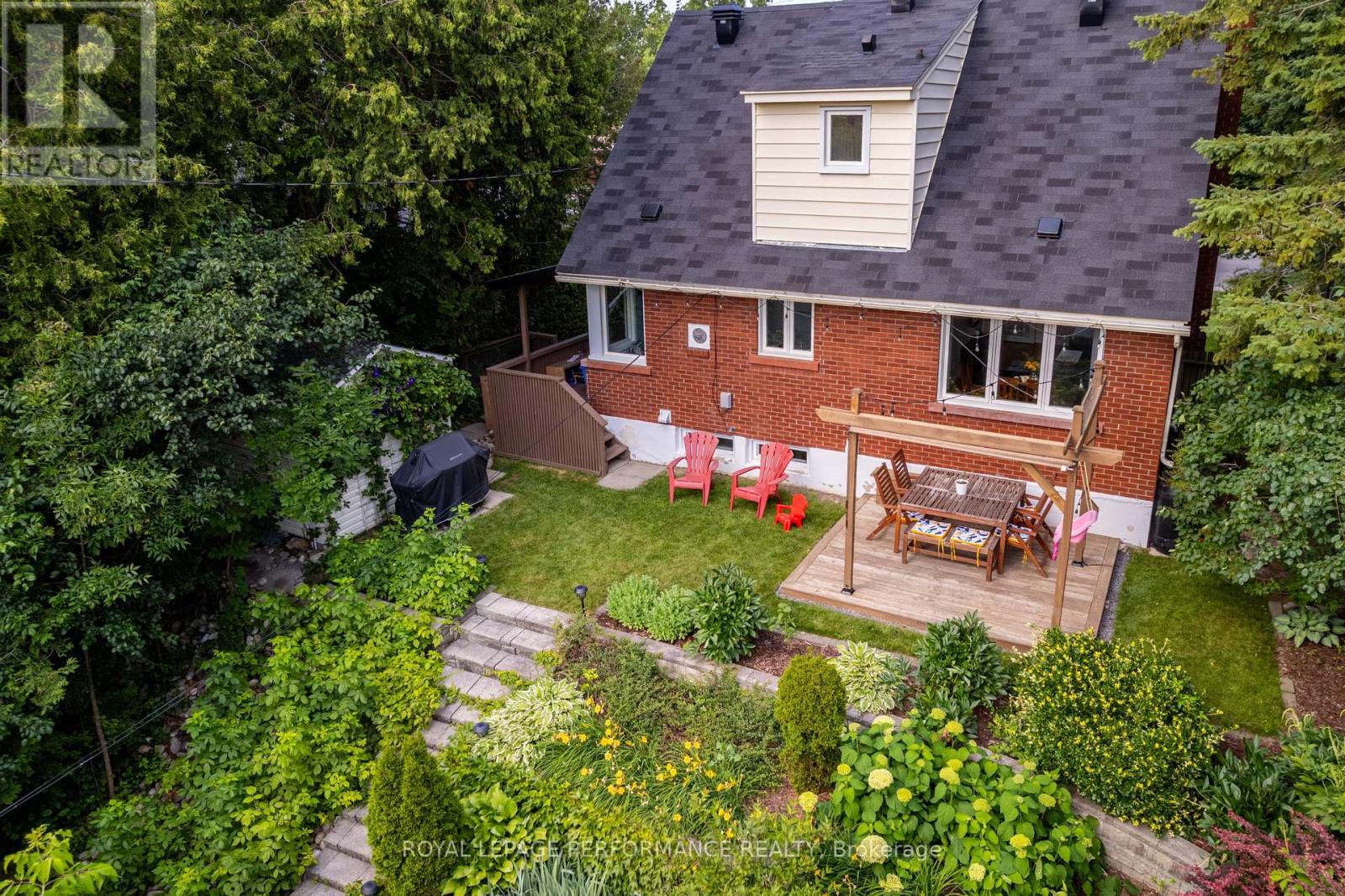 1808 Russell Road