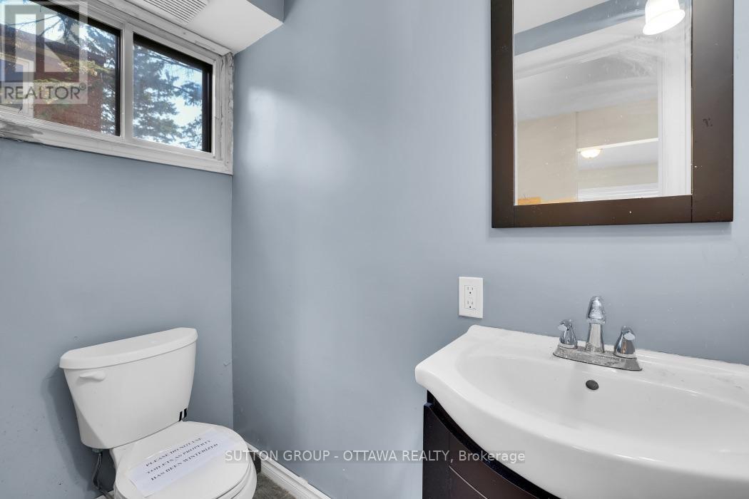 2014 FALKIRK CRESCENT - 15