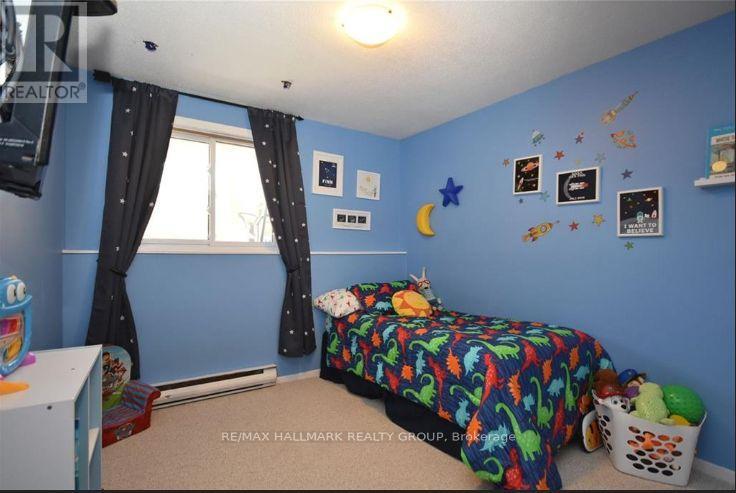 2 Bed, 2 Bath House for Sale in Ottawa – 1 – 14 SWEETBRIAR CIRCLE, Ottawa – MLS# X13544162 - Image 8