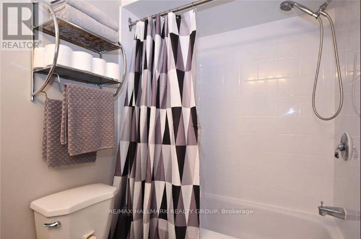 2 Bed, 2 Bath House for Sale in Ottawa – 1 – 14 SWEETBRIAR CIRCLE, Ottawa – MLS# X13544162 - Image 9
