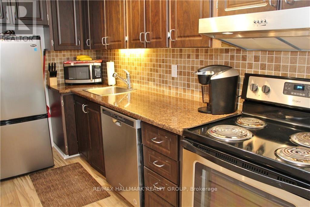 #4 14 SWEETBRIAR CIRCLE - 10