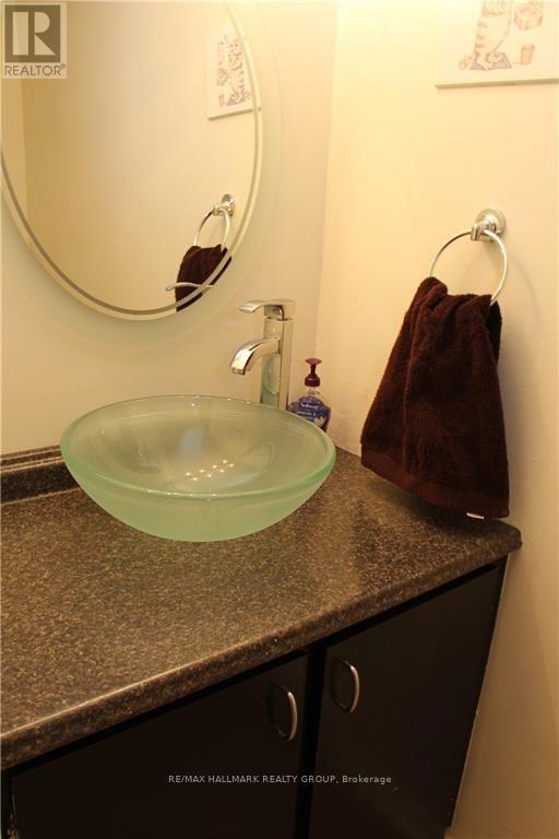 #4 14 SWEETBRIAR CIRCLE - 12