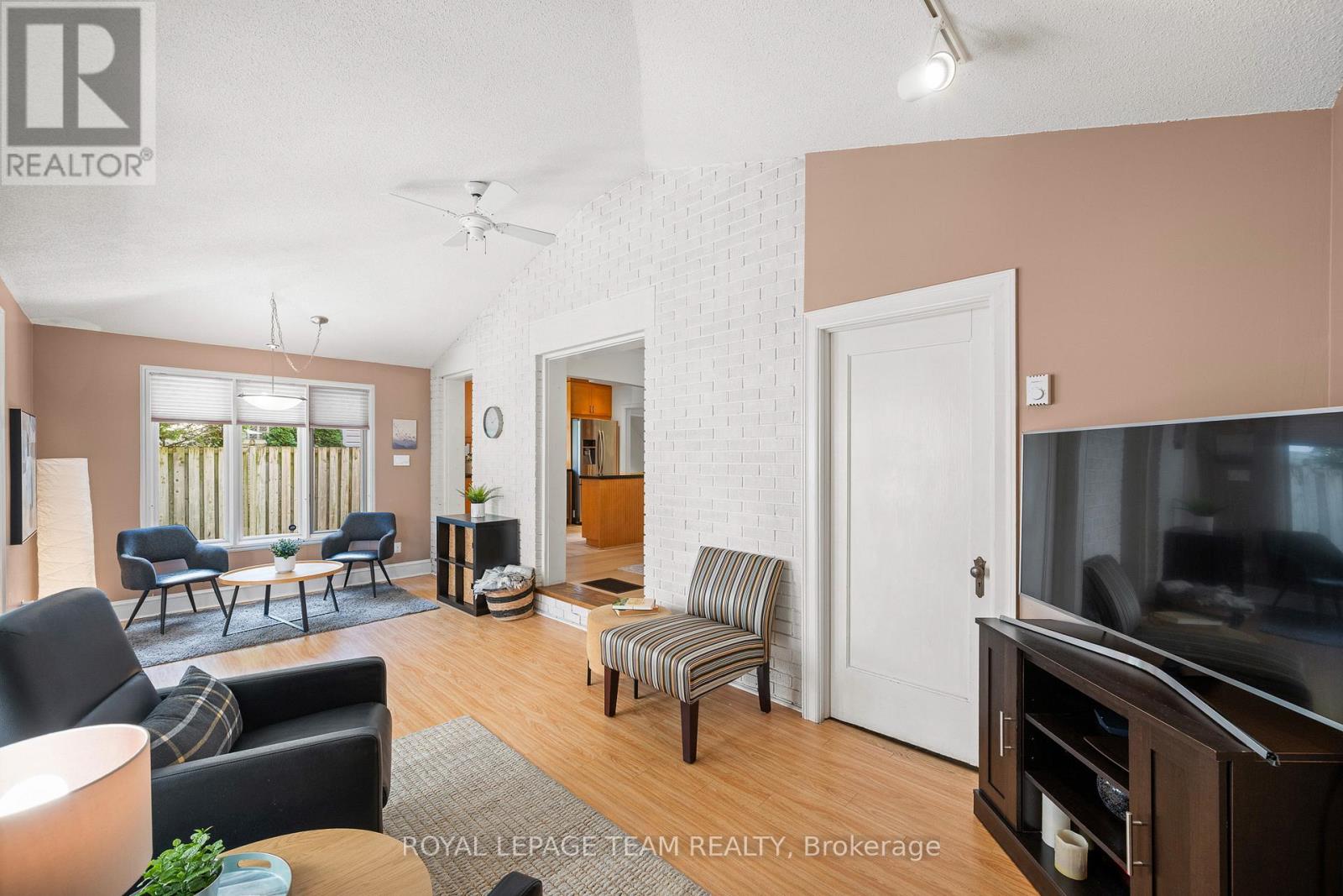 3 Bedroom for Sale in Ottawa – 63 GWYNNE AVENUE – By Peter Sagos - Image 20