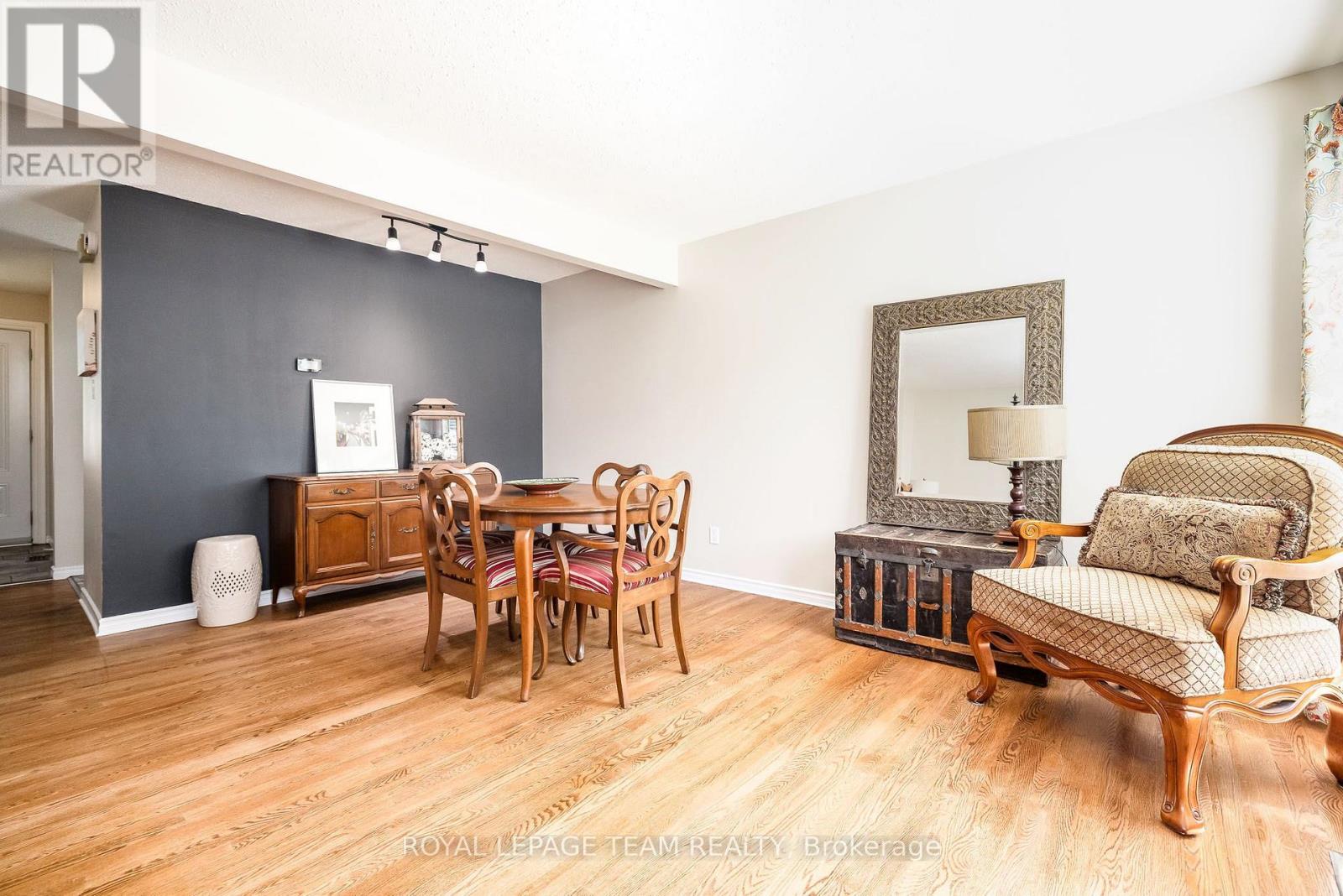 3 Bed, 2 Bath House for Sale in Ottawa – 126 MCCLINTOCK WAY, Ottawa – MLS# X13544266 - Image 9