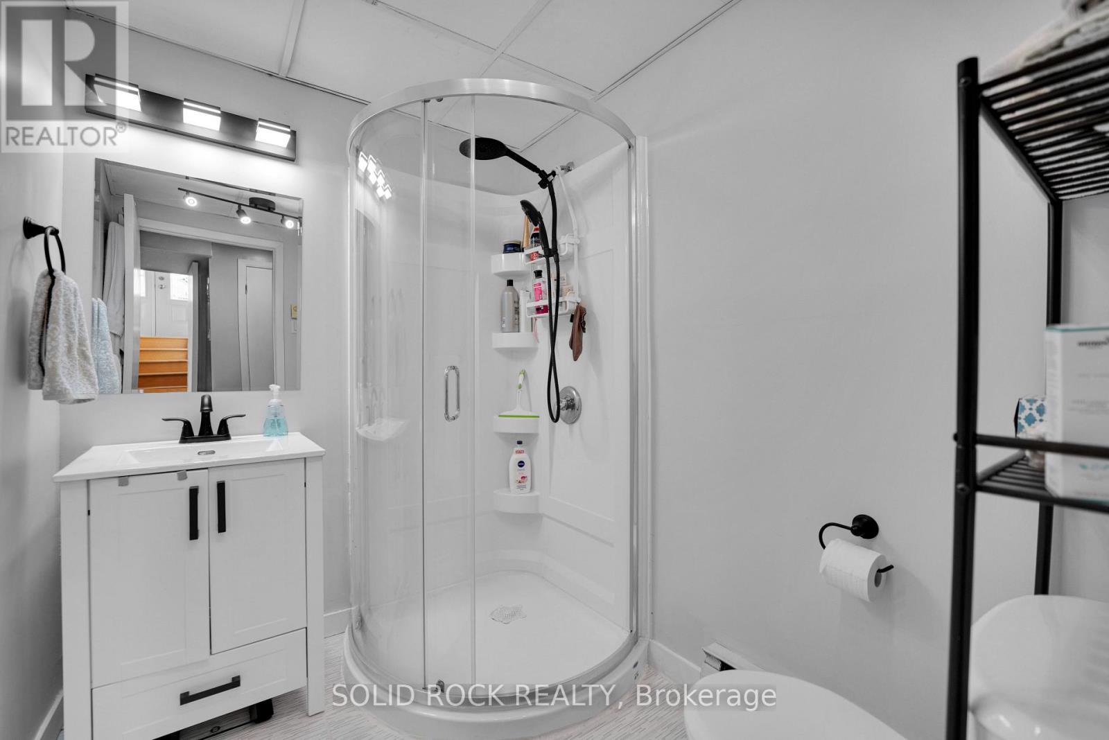 17 BLAIS STREET - 32