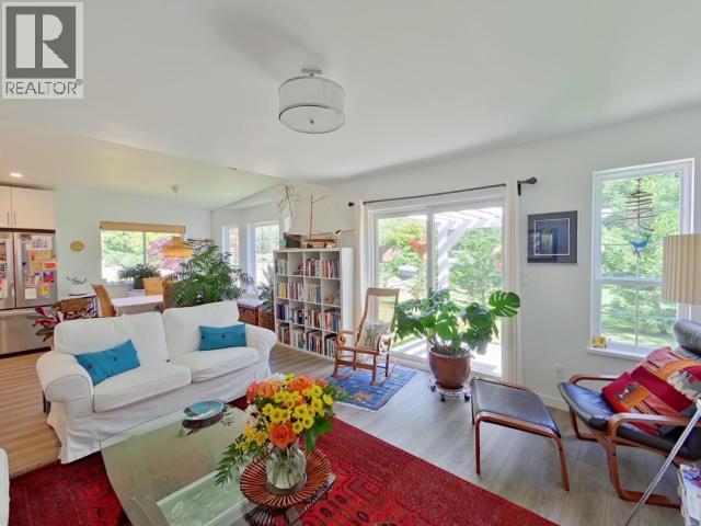 101-7440 NOOTKA STREET - 11